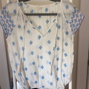 )Must bundle)White cotton native print shirt